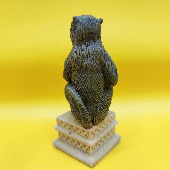 Wild Animals of Africa Monkey Pawn White Chess Replacement Piece Ben Homer 2002 - Picture 3 of 7